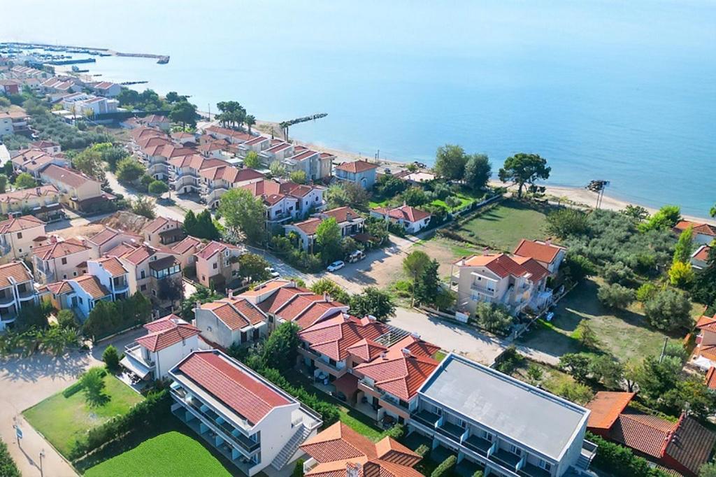 Guedin Sea Side Maisonette, Nikiti Екстериор снимка